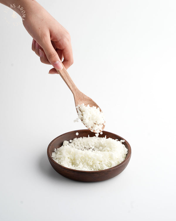 Beeswax Pellets  White | Raw Materials |  ISLAS Aromatics