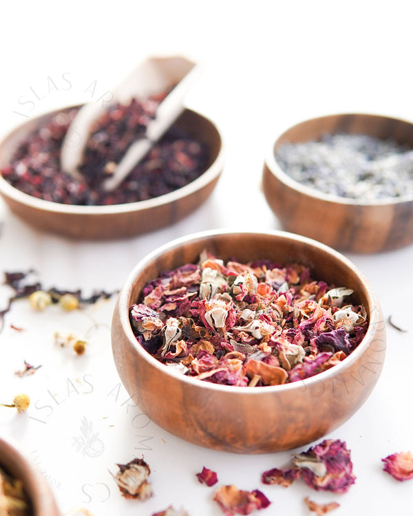 Rose Petals & Buds - Red